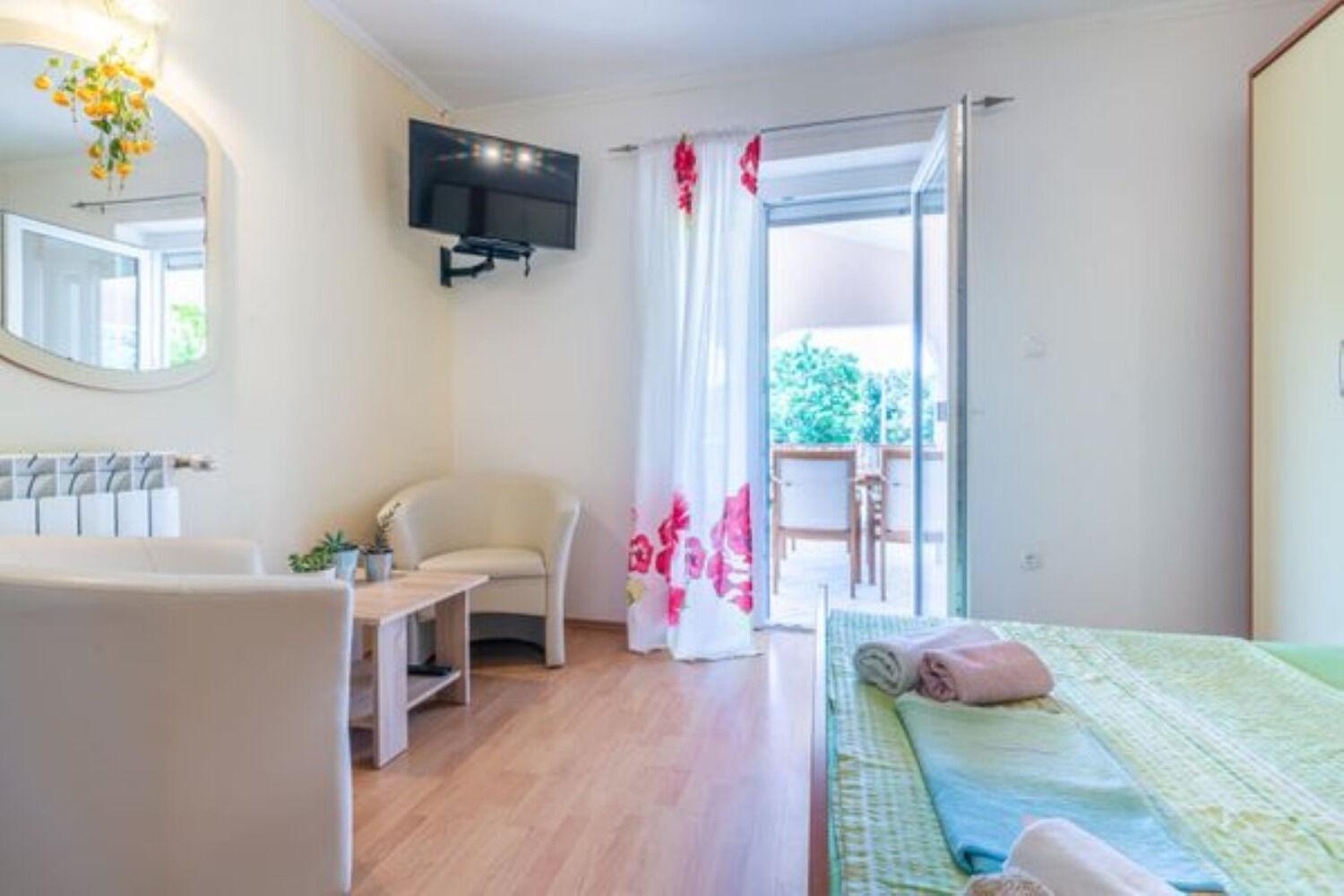 Apartments Barbara Supetarska Draga Extérieur photo